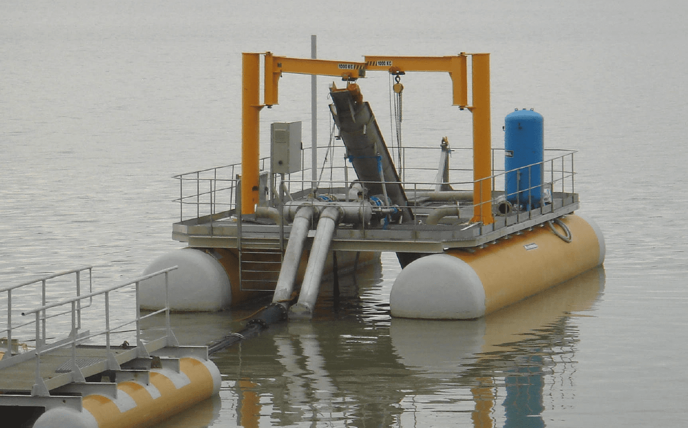 Prise d'eau flottante + mât oscillant immergé, station de pompage Al Whada, Maroc